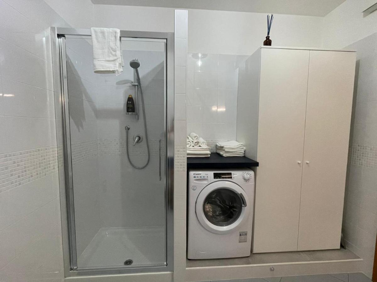 Appartamento RADA - loft prima fila lungomare sud Civitanova Marche Esterno foto
